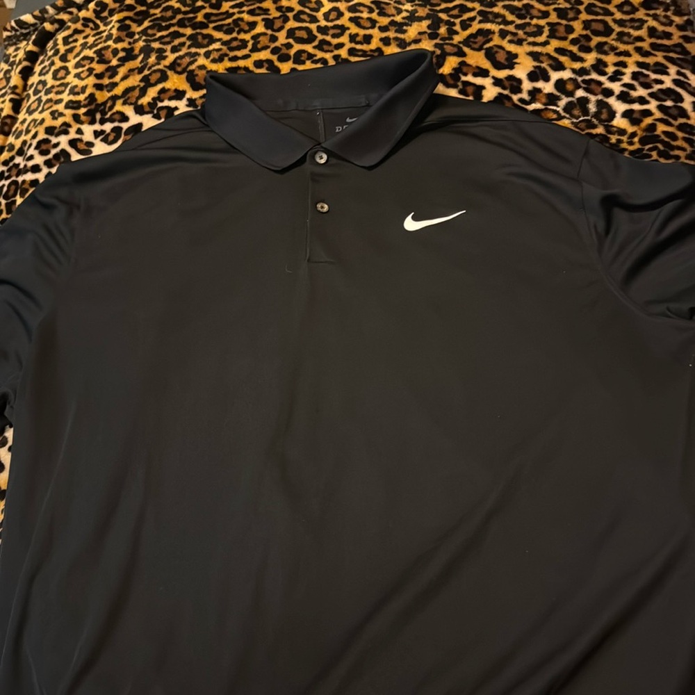 Men’s Nike DRI-FIT Collared Short Sleeve Polo Shirt